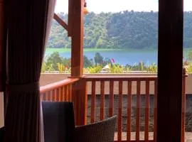 BUYAN LODGE lake view villa