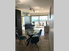 Vue mer port de garavan