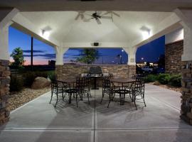 Candlewood Suites Loveland by IHG, hotel in Loveland
