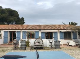 Gite Armieux, villa in Saintes-Maries-de-la-Mer