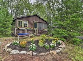 Sprucewold Boothbay Harbor Cottage with Deck