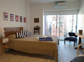 Elegante monoambiente estilo náutico