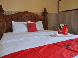 RedDoorz near Lokawisata Baturaden, hotel dengan parking di Purwokerto