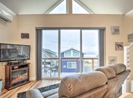 Peaceful Fall Escape Oregon Home with Ocean View, hotel in Yachats
