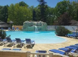 Mobil Home XXL 4 chambres - Camping L'Évasion