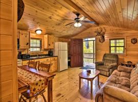 Hooah Cabin Retreat with Grill and Step-Free Access, hotel v destinaci Parsons