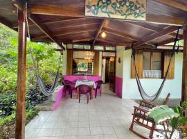 Finca Isla Rainforest Retreat, hotel v destinaci Aguas Zarcas