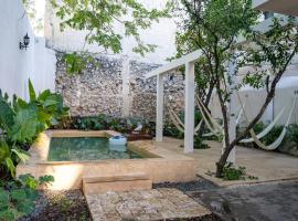Hotel & Hostal Boutique Casa Garza, hotel in Mérida