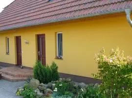 Waterfront Bliss for 2 Guests