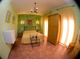 Hotel Rural El Arriero, landsted i La Zarza