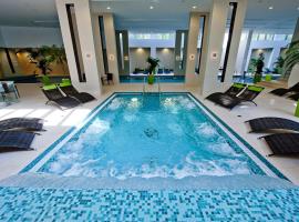 Abacus Business & Wellness Hotel, hotel Herceghalmon