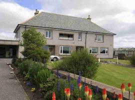 Sandwick Bay Guest House, beach rental in Stornoway