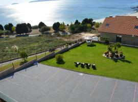 Apartamentos Rozas Vellas, Hotel in Sanxenxo