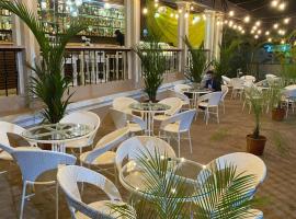 BLUSALZ MANORS Goa, hotel v destinaci Arpora