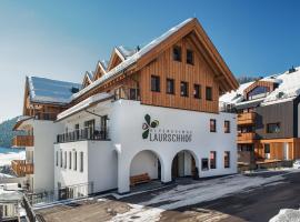 Alpenheimat Laurschhof, hotel di Fiss