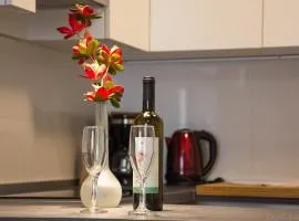 West Residence Luxury Apartment- parking in garage