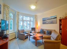 Strandvillen Binz - Ferienwohnung mit Meerblick und 2 Schlafzimmern SV-707, hotell i Binz