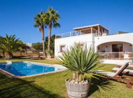 Villa Es Cubells 204, hotel v destinaci Es Cubells