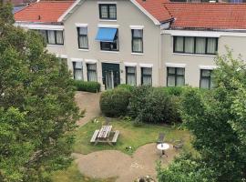 Opium Hotel en Restaurant, hotel in Wemeldinge