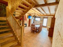 La Parada de Jimena-Casa rústica rodeada de bodegas en Rueda, villa in Rueda