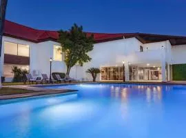 Days Inn by Wyndham Piedras Negras