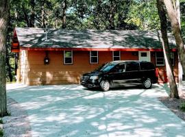 Wisconsin Dells Cabin in the Woods - VLD0423, קוטג' בויסקונסין דלס