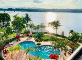 Century Riverside Hotel Hue