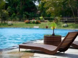 Jungle Villa Resort - Near Chitwan National Park