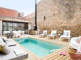 Pink House - Happy Rentals, hotel a La Tallada