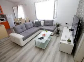 Apartment Toni