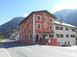 Hotel Chavalatsch, hotel v destinácii Müstair