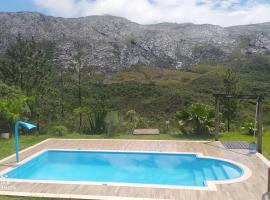 Casa Frente as Cachoeiras, holiday home in Lavras Novas
