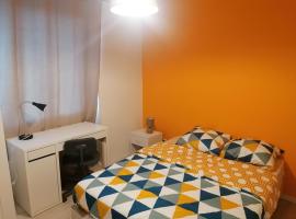 SWEET Appartment avec Wifi et parking、クレルモン・フェランのホテル