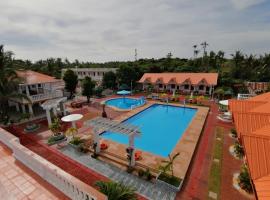 Cris Del Mar Resort, hotel near St. James the Great Parish, Bolinao