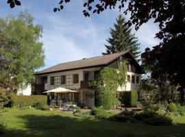 Haus Schlossblick, hotel in Piding