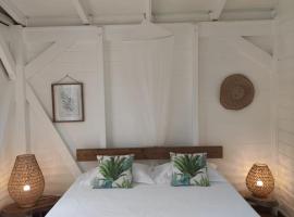 Kazalao, self-catering accommodation in Prise dʼEau