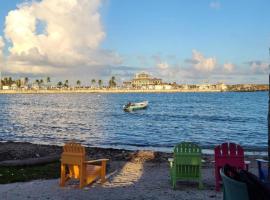Simple Hollywood Beach, cottage in Humacao