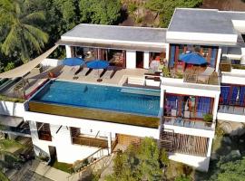 Folie Bleue Villa, hotel with pools in Mae Haad