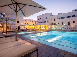 Migjorn Ibiza Suites & Spa, hotel in zona Parco Acquatico Aguamar, Playa d'en Bossa
