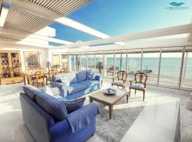 La Mer Apartments、ニキティのビーチ・ホテル