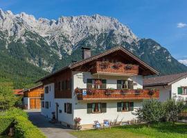 Landhaus Braun, casa rural en Mittenwald