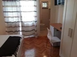 Spacious room near beach w private bathroom