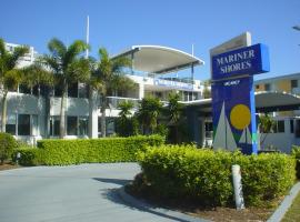Mariner Shores Club, üdülőközpont Gold Coastban