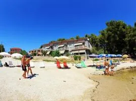 Apartment in Vir with balcony, air conditioning, Wi-Fi (4595-1)