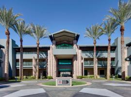 Best Western Plus Sundial, hotel near OdySea Aquarium, Scottsdale