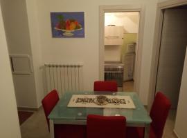 Casa Nonna Maria, holiday home sa Monte SantʼAngelo