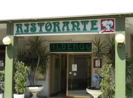 Albergo Tenda Verde, hotel near Ancona Falconara Airport - AOI, Falconara Marittima