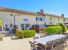 La Vieille Fromagerie, family hotel in Brux