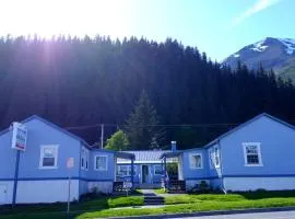 The Tides Inn