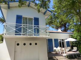 Villa Haristeguia Pour 8 Personnes Entre Lac Et Ocean, maison de vacances à Hossegor